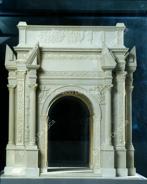 Model of the triumphal arch of Septimius Severus