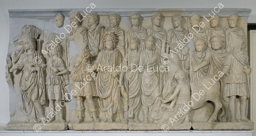 Friso del arco de triunfo del emperador Septimio Severo. Detalle con el sacrificio propiciatorio