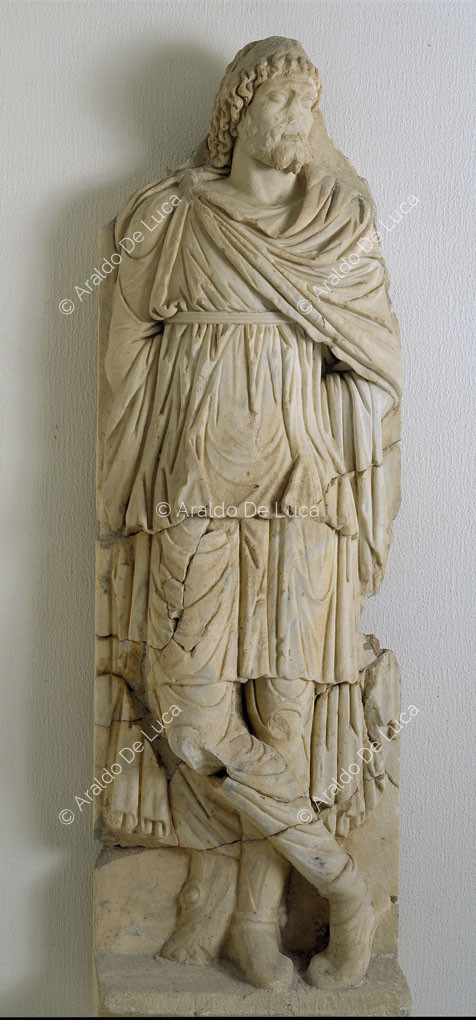 Friso del arco de triunfo del emperador Septimio Severo. Detalle con prisionero