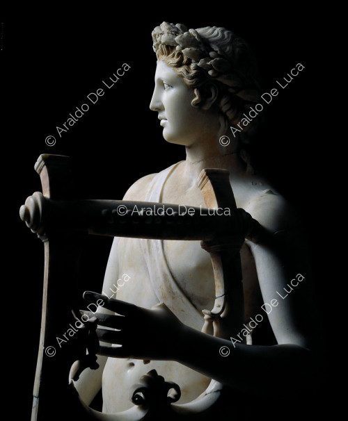 Marble statue of Apollo citaredo. Detail