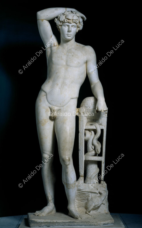 Statue d'Apollon avec le visage d'Antinoüs