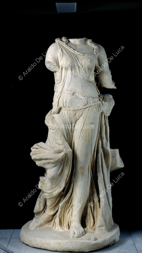 Statua in marmo di Venere