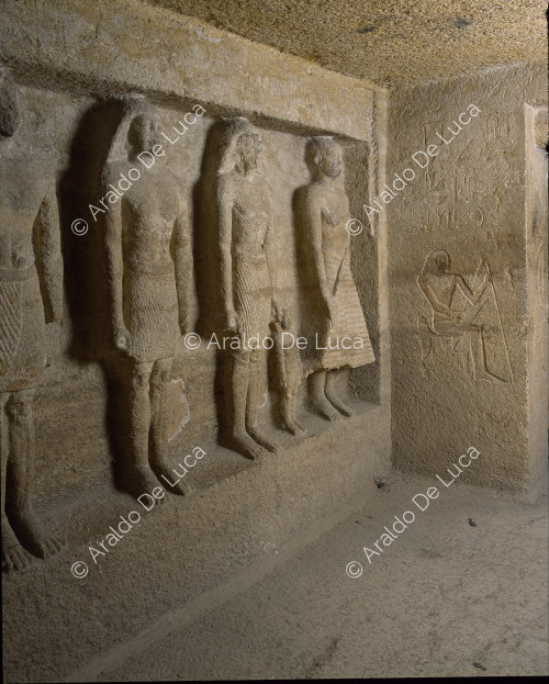 Estatuas de la familia del dignatario Qar. Detalle