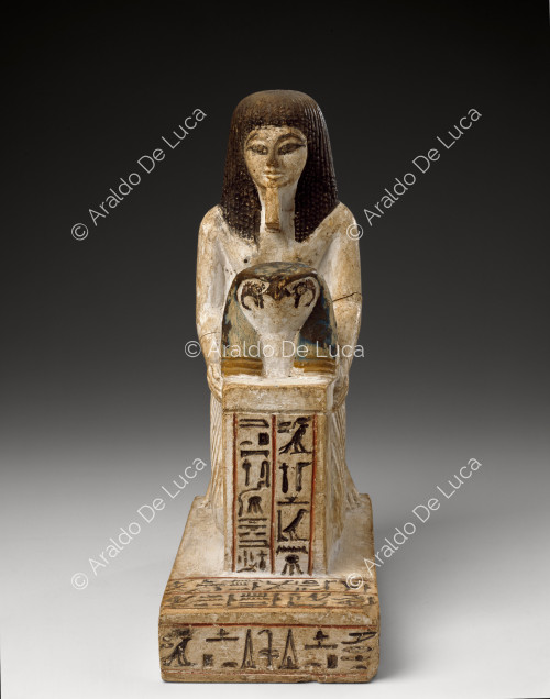 Estatua de piedra caliza de Amunheminut