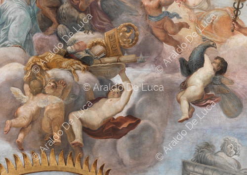 Amorcillos que llevan hacia el cielo insignias romana y pavo real - La Apoteosis de Romulus, particular