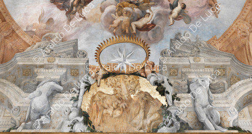 Estrella heráldica Altieri en la corona de oro encima al medallón con Rómulo y Remo amamantados por la loba y el Tíber; marco arquitectónico con Atlas - La Apoteosis de Romulus, particular