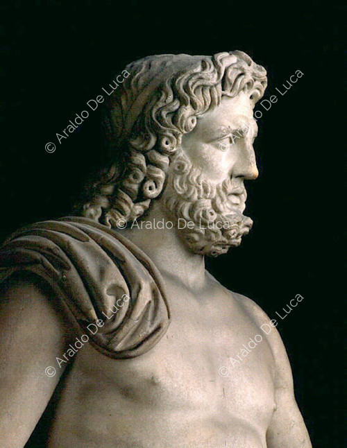 Statue des Jupiter. Büste Detail