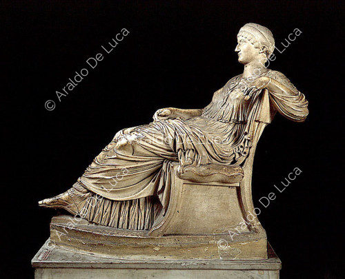 Statue of Helena