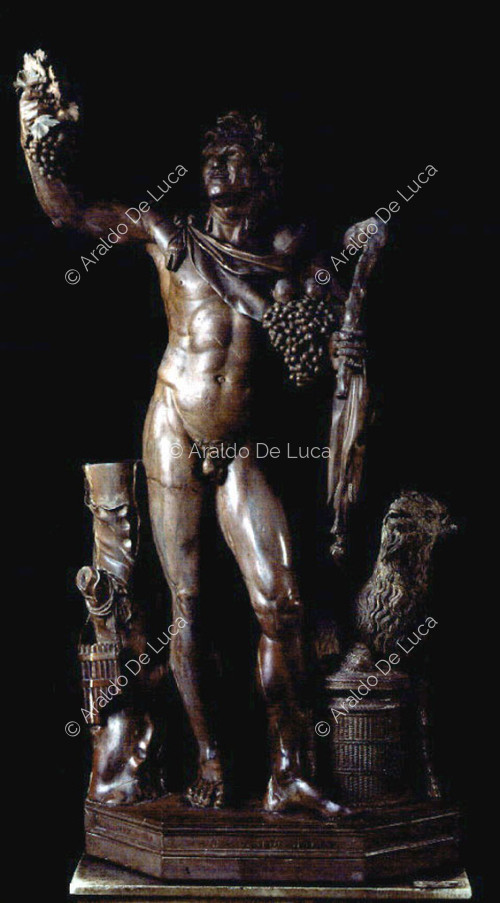 Statue de Faune ivre en rouge antique