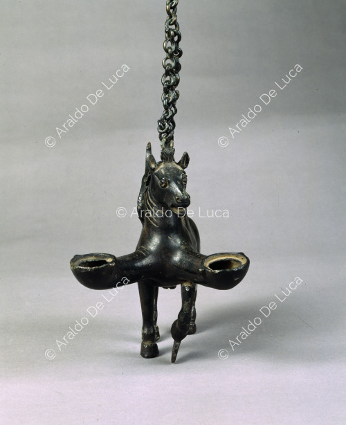 Lanterne Bilicne en forme de cheval ailé
