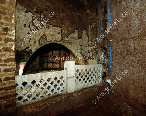 Interior del sepulcro
