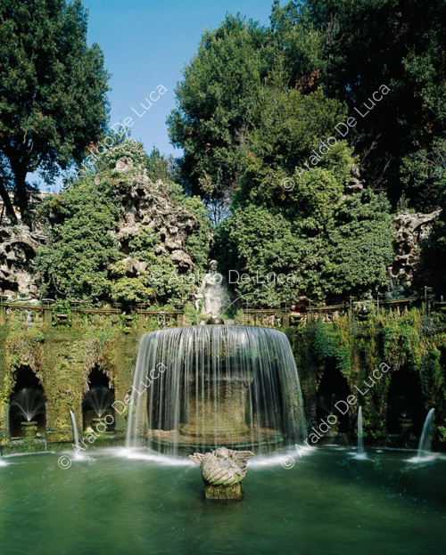Fontaine de Tivoli ou 