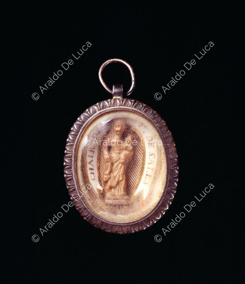 Pendant with Madonna and Child