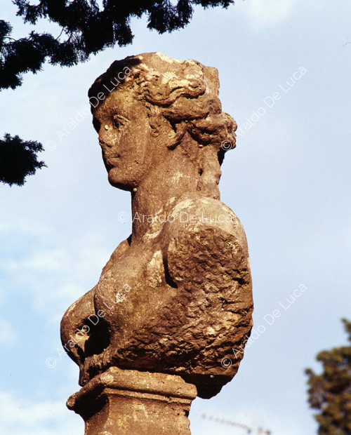 Bust of Giulia Farnese Orsini