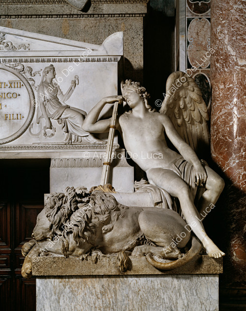 Denkmal für Clemens XIII. in Rezzonico. Detail des Genius des Todes