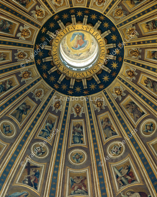 Cúpula de la Basílica de San Pedro. Interior