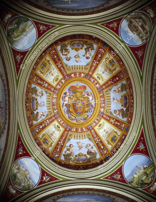 Dome with the Farnese coat of arms