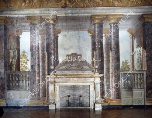 Detail of the colonnade and trompe - l'oeil frieze