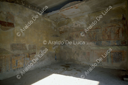 House of Loreius Tiburtinus or Octavius Quartius. Triclinium. Fresco with Iliac cycle