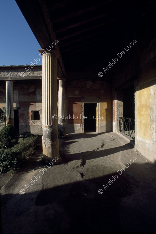 Haus der Venus in einer Muschel. Peristyl-Korridor
