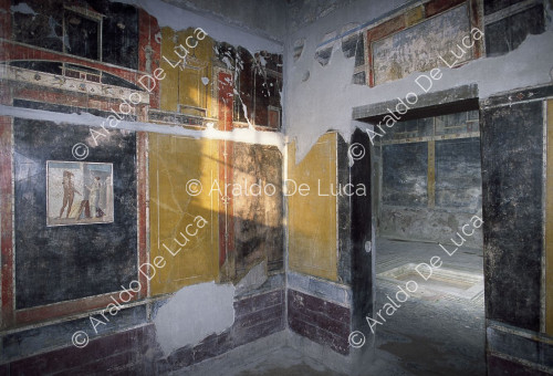 House of Lucretius Frontone. Cubiculum in III style