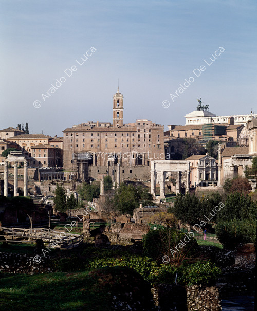 Arco de Septimio Severo y Tabularium