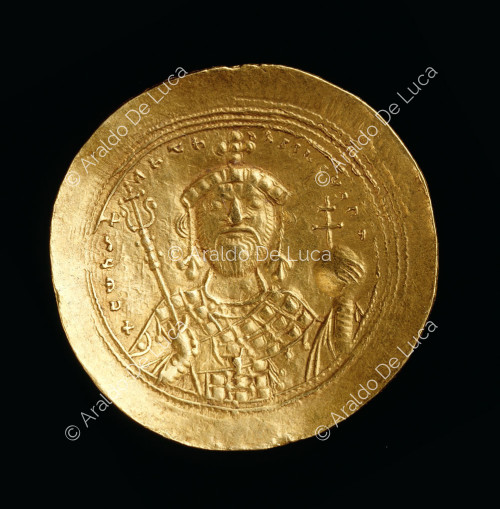 Byzantine gold Histamenion bust of monomacous Constantine IX