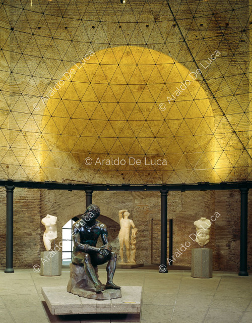 Sala octogonal (o Planetario). Interior. Detalle con boxeador