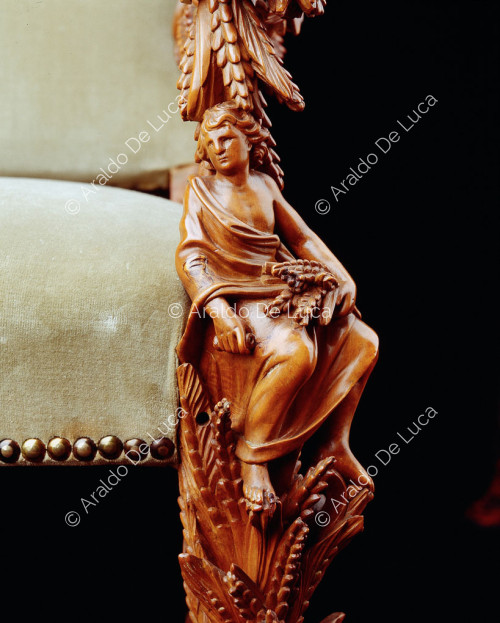 Chaise sculptée avec représentation du zodiaque