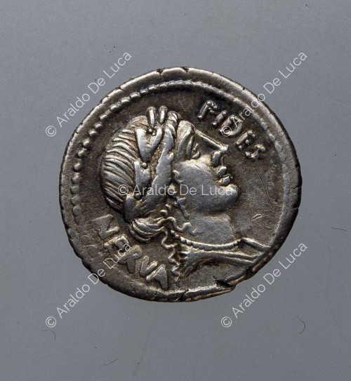 Head of the goddess Fides, Republican denarius of A.L.Nerva