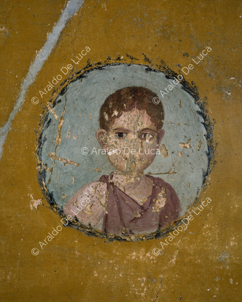 House of Marcus Lucretius Fronton. Cubicle. Fresco with little girl