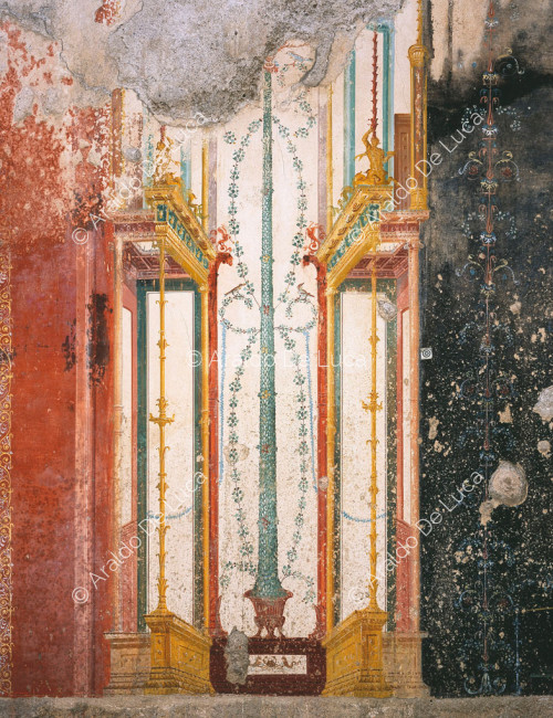 Haus der Casti Amanti. Triclinium. Fresko mit architektonischem Motiv