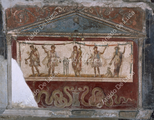 Via dell'Abbondanza. Thermopolis. Lararium. Fresko mit Dionysos und Merkur