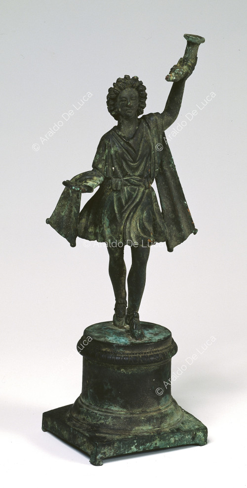 Statuetta in bronzo di Lare