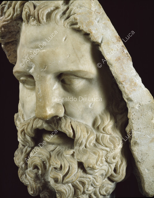 Busto de mármol de Júpiter