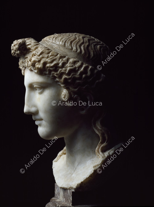 Marble head from acrolith of Isis
