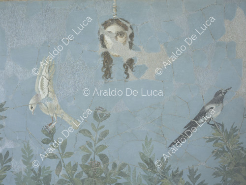 Fresko mit Paradeisos. Detail mit Maske und Vögeln