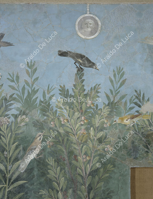 Fresco with paradeisos. Detail with birds and flowers