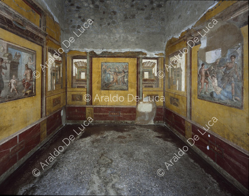 Casa dei Vettii. Oecus con affreschi in IV stile