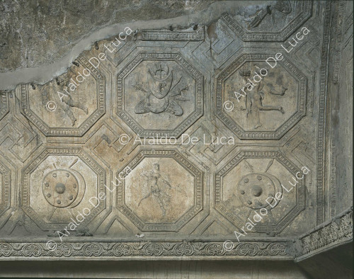Stabian Baths. Apodithelium. Vault relief. Detail