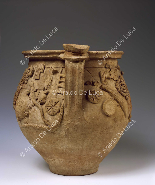 Magic terracotta vase