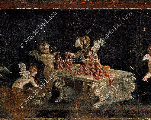House of the Vettii. Triclinium frieze. Fresco with Cupids with garlands of flowers. Detail