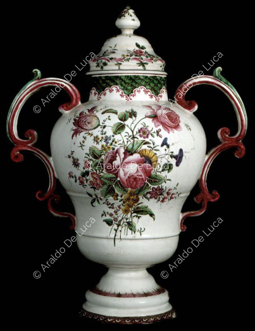 Roman factory earthenware vase
