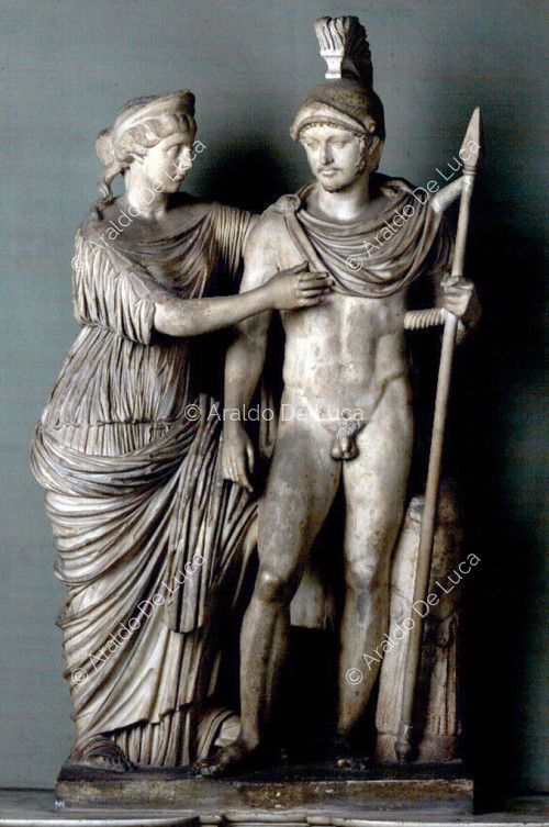 Grupo escultórico de Marco Aurelio y Faustina Menor