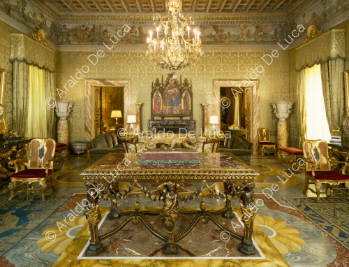 Alessandro Algardi's Borghese table