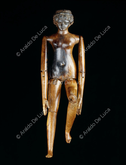 Muñeca de marfil de Crepereia Tryphaena