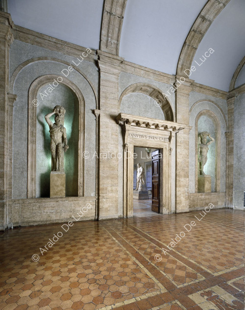 Palacio Farnese. Pasillo interior