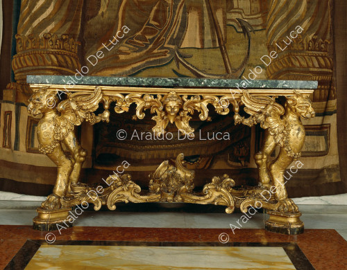 Wandtisch aus vergoldeter Bronze