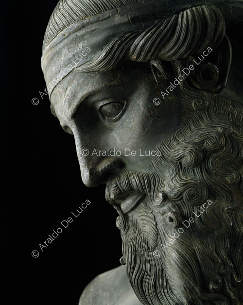 Busto viril identificado con Dionisio o Platón