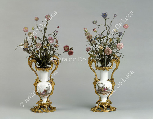 Vase en porcelaine blanche de Meissen